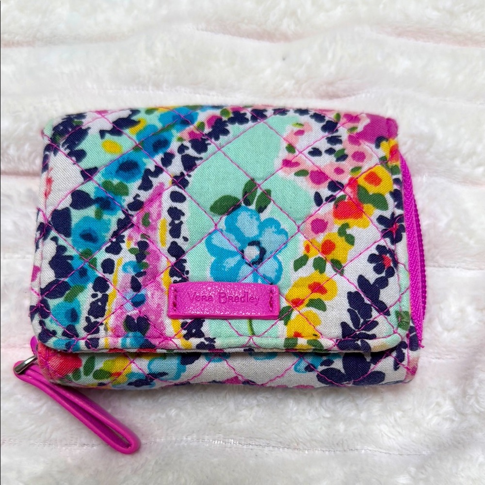 Vera Bradley Small Zip Wallet w RFID